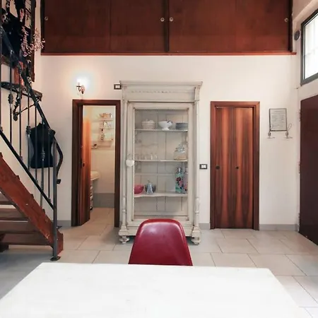 Chic Mini Loft Apartment *